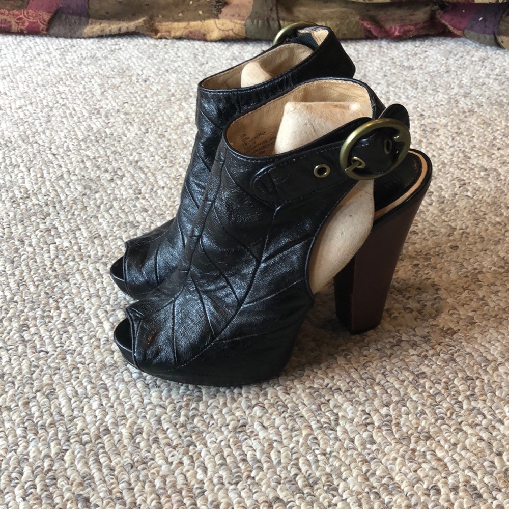 Frye Black Emily slingback peep toe sandal shoes